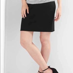 Gap maternity skirt